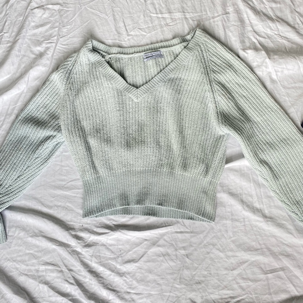 Urban outfitters sweater - Picture 1 of 3